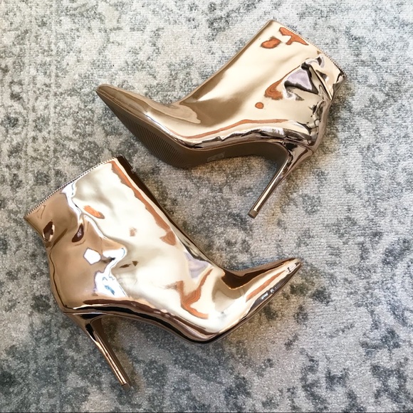 Wild Diva Shoes - Wild Diva Lounge Rose Gold Akira Ankle Bootie NWOT